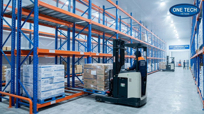 Kệ kho lạnh Khánh Hòa cho kho bảo quản đông lạnh Tổng quan hệ thống kệ kho lạnh Khánh Hòa trong kho bảo quản hàng đông lạnh