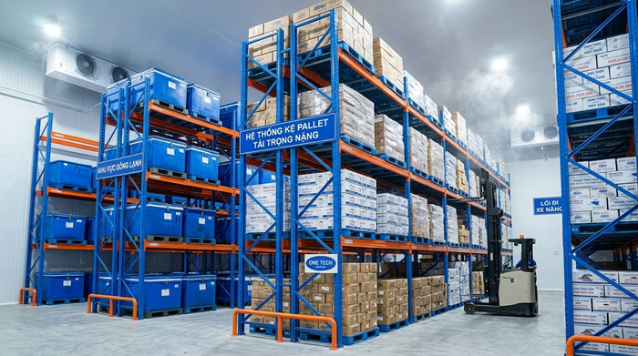 Kệ pallet chịu ăn mòn cho môi trường biển Khánh Hòa Kệ pallet chịu ăn mòn cho môi trường biển Khánh Hòa