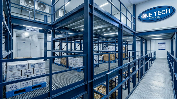 Kệ sàn mezzanine cho kho lạnh tại Khánh Hòa