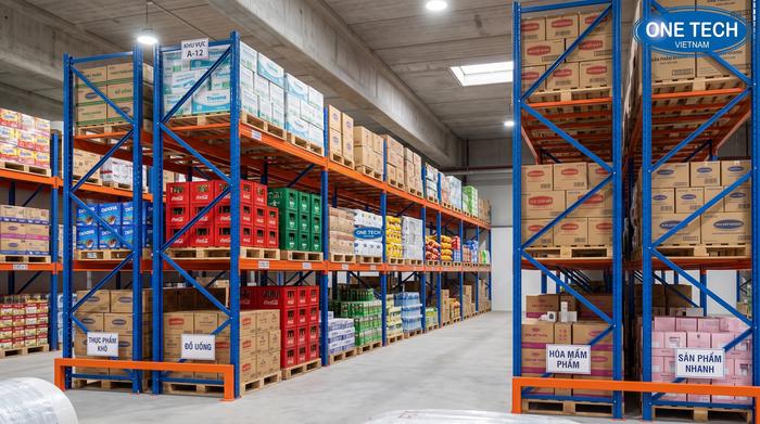 Kệ Selective tối ưu truy xuất hàng FMCG Kệ Selective cho kho FMCG nhiều mã hàng tại Nha Trang